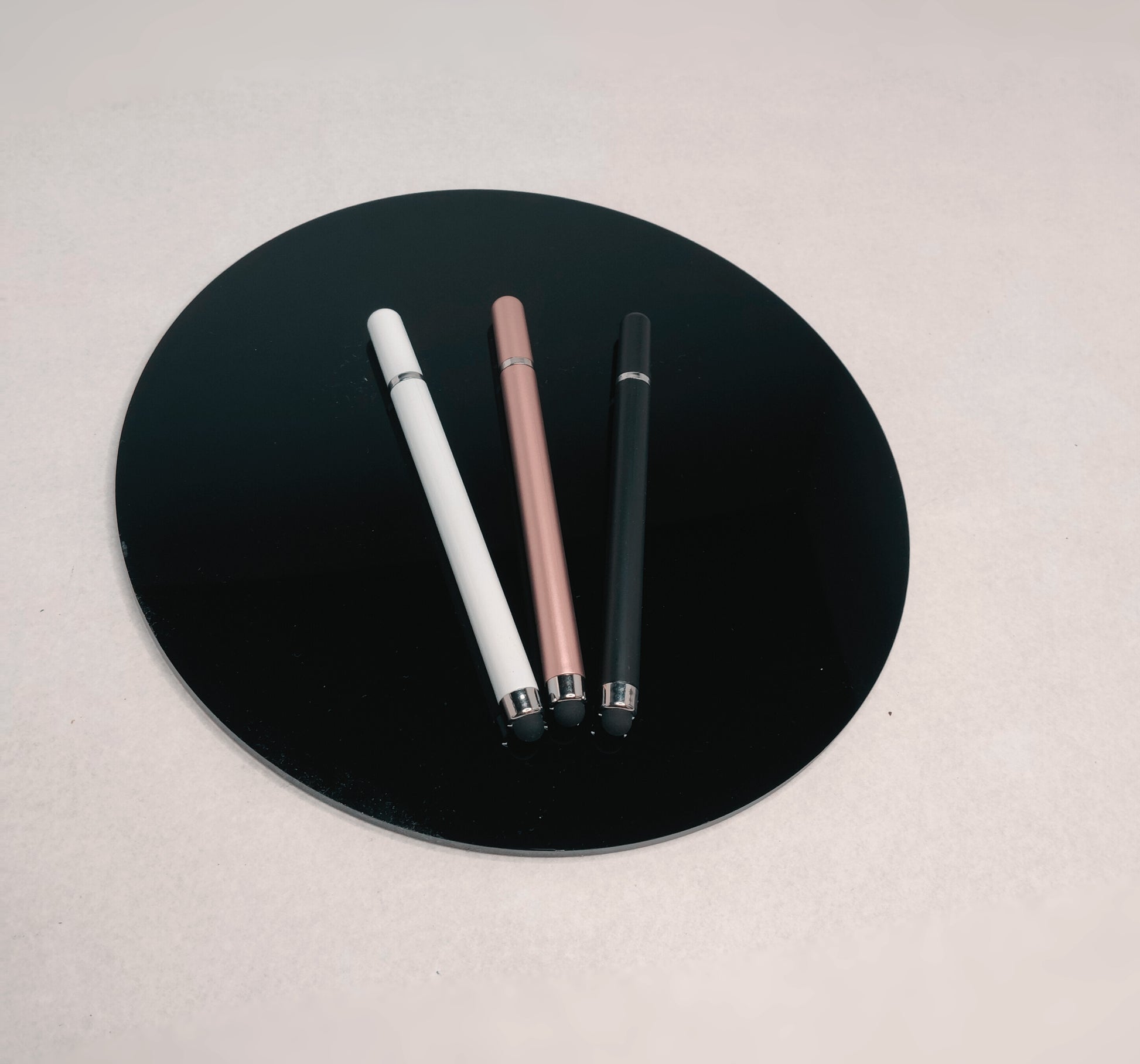 produit_stylet_support_telephone_3_couleurs_1000000491