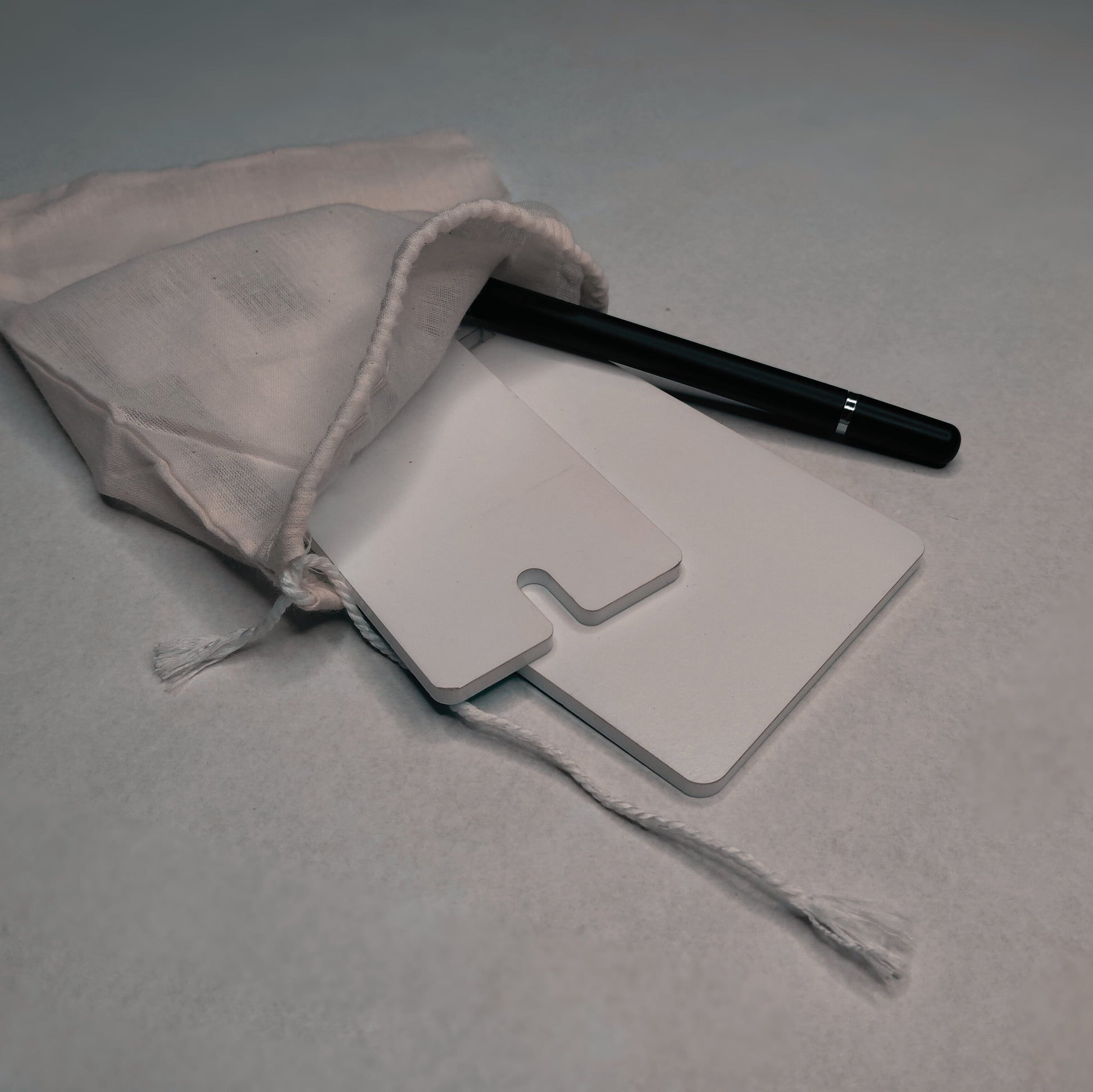 produit_support_téléphone_plexiglass_blanc_plexia_1000000455